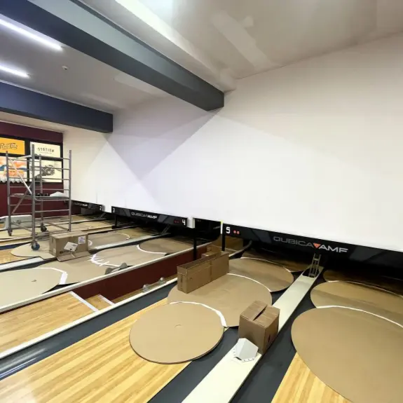 Óriási LED-fal és okos vezérlőrendszer a Septimia Sport Klub bowlingpályáján