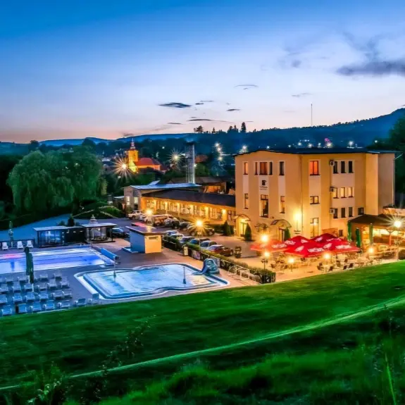 Óriási LED-fal és okos vezérlőrendszer a Septimia Sport Klub bowlingpályáján