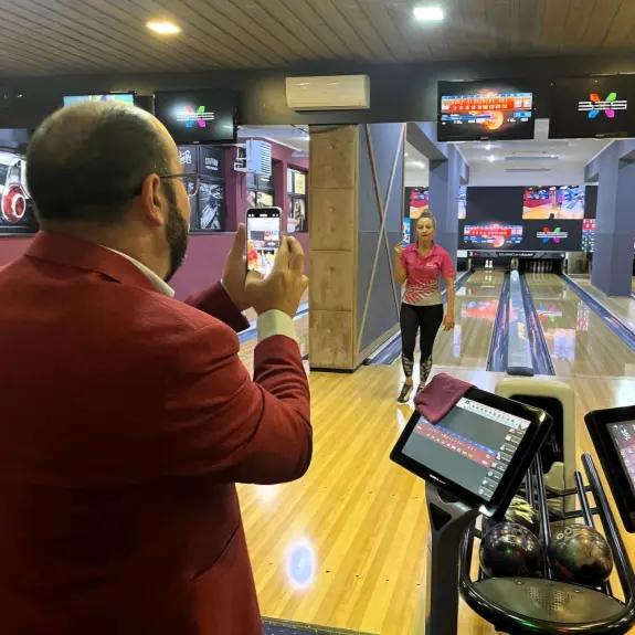 Óriási LED-fal és okos vezérlőrendszer a Septimia Sport Klub bowlingpályáján