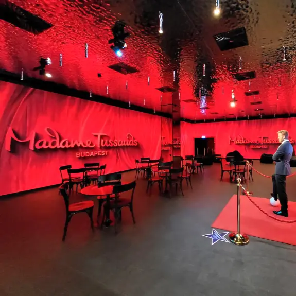 Madame Tussauds Budapest – LED-fal és LED-padló kivitelezés