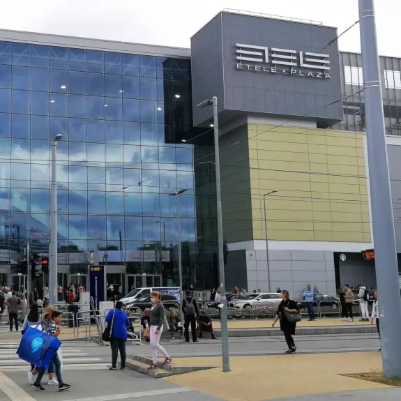 Magyarország első okos plázája központi Digital Signage vezérléssel