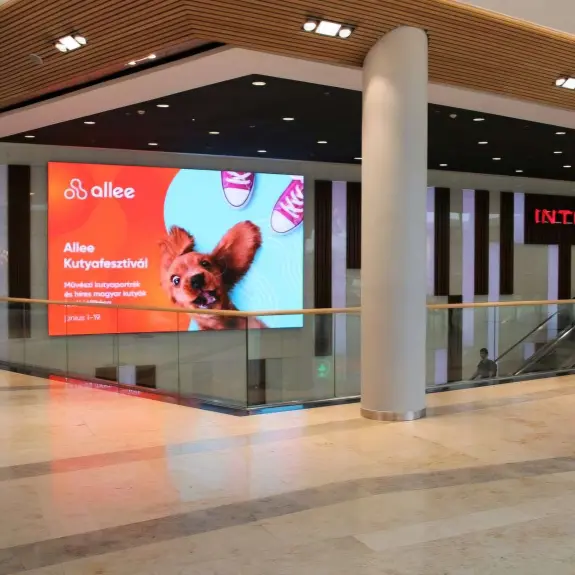 Élesebb kép, távoli vezérlés: Kültéri és beltéri LED-falak cseréje az Allee Bevásárlóközpontban