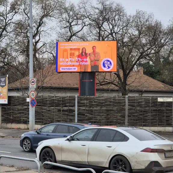 Óriásplakát a 21. Századból: Dinamikus, időjárásálló LED-billboard a Publimont Kft.-nek
